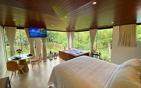 Loft Vidro Lake Rota do Vinho São Roque